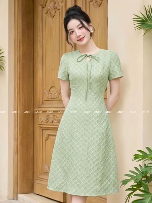 Đầm Dáng A Xanh Cốm Vân Nổi