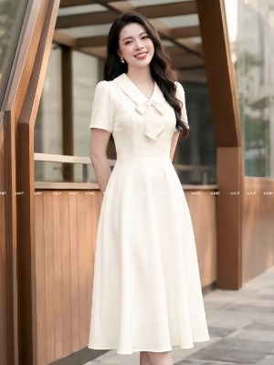 Đầm Xoè Nơ Cổ Kem Tiểu Thư