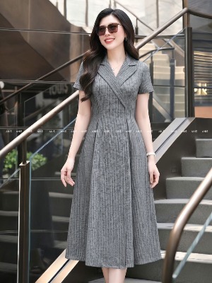 Đầm Vest Sọc Xám Khói