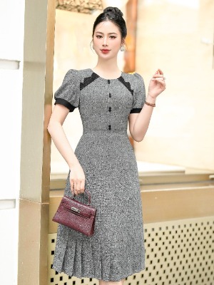 Đầm Xếp Ly Xám Tiêu
