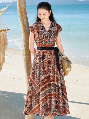 Đầm Xoè Hoa Văn Thổ Cẩm