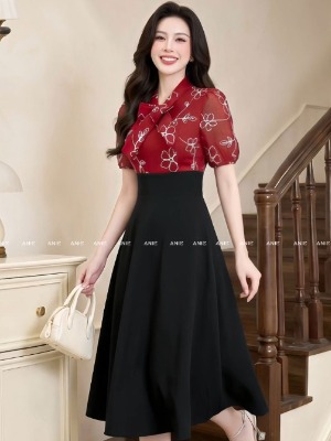 Đầm Liền Đen Hoa Đỏ