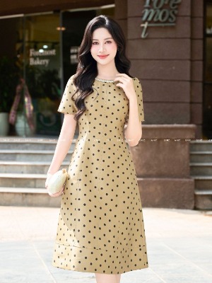 Đầm Tafta Chấm Bi Kết Viền Pha Lê