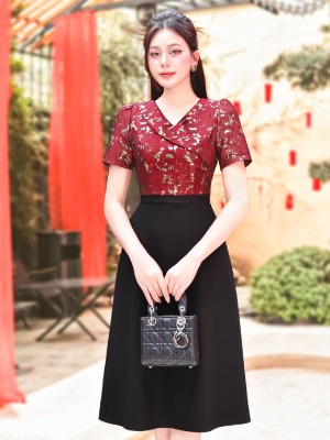 Đầm Liền Đen Đỏ Gấm Vân