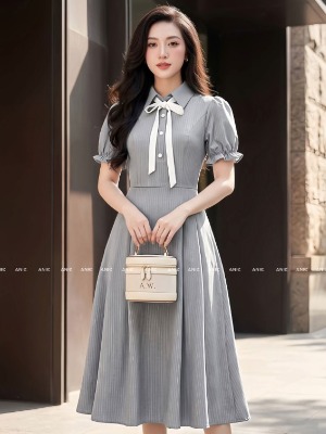 Đầm Sơ Mi Xám Kẻ Sọc Bobi