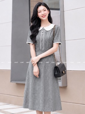Đầm Xám Cổ Sen Trắng Gray