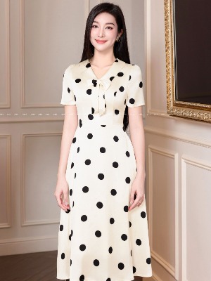 Đầm Chấm Bi Lụa LyLy