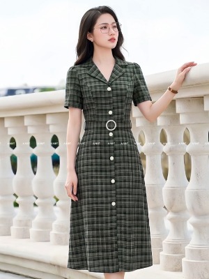 Đầm Caro Belt Khuy Liền