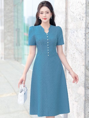 Đầm Xanh Đính Ngọc Cổ V