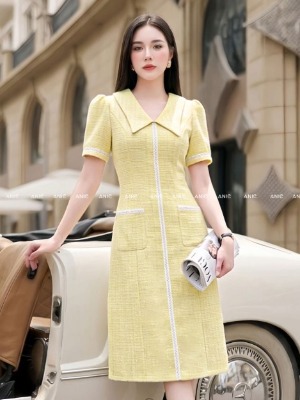 Đầm Đan Sợi Vàng Phối Túi